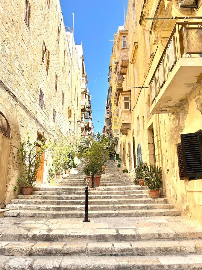 Modern Central 2Br Flat In Valletta By Arcobnb Екстериор снимка